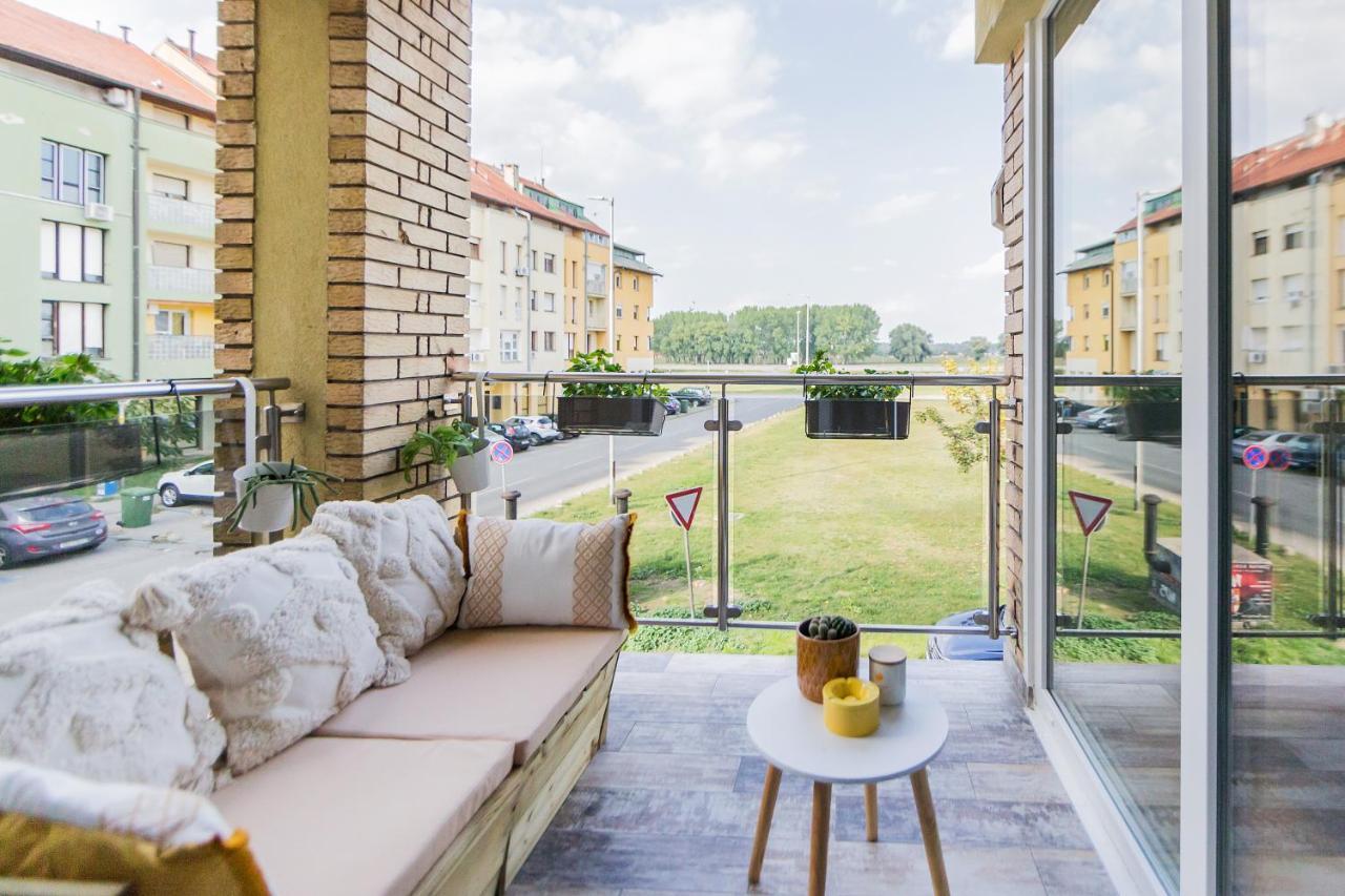Apartman Bruna Self Check-In Osijek Exterior photo